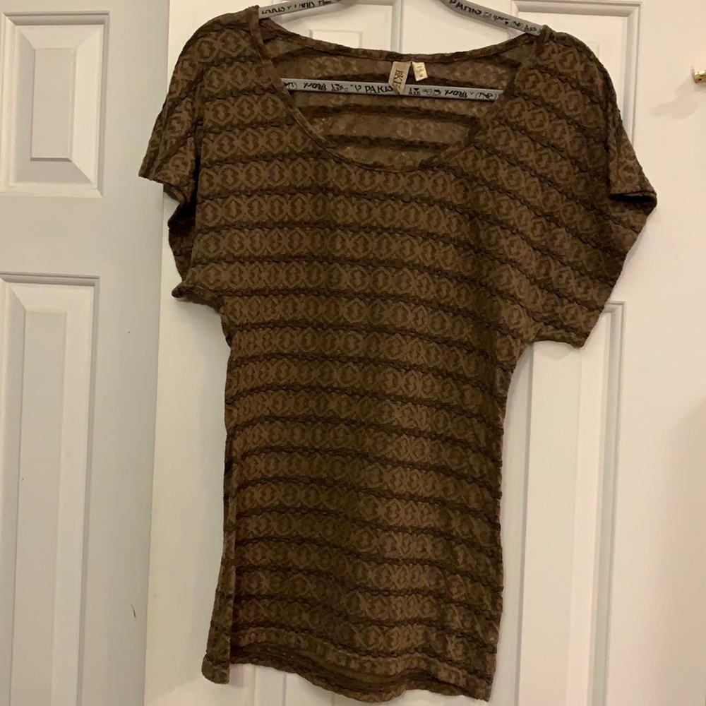 😍 BKE semi sheer top M